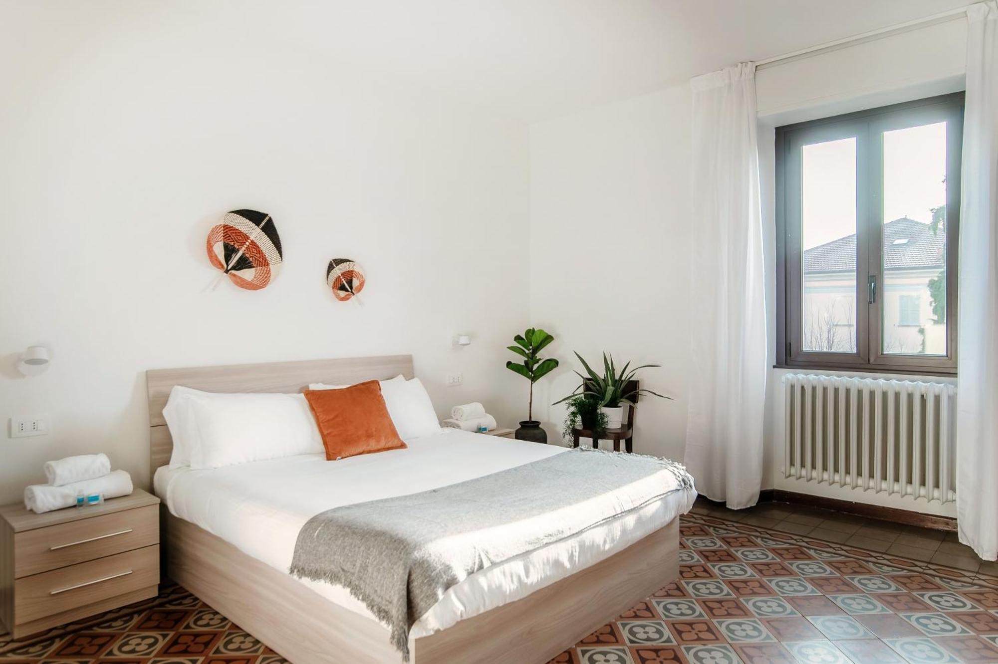 Stella Apartment By Quokka 360 - Past And Present In Como Eksteriør bilde