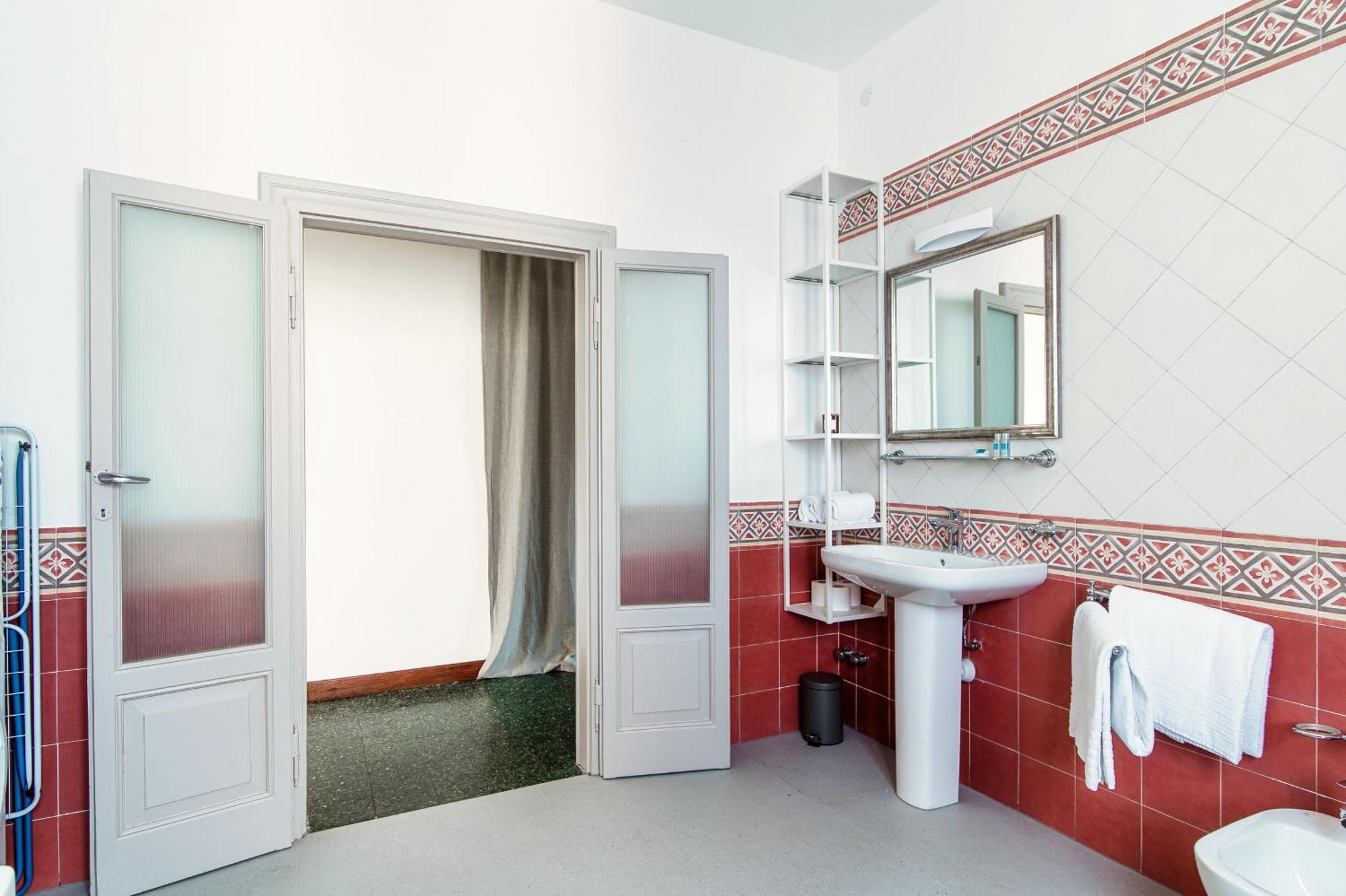 Stella Apartment By Quokka 360 - Past And Present In Como Eksteriør bilde